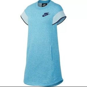 NWT Nike